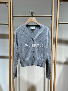 春夏款灰色羊毛羊绒衫V领珠片针织开衫 EGKPG9119A-3299