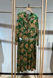 秋冬款高级系列绿色金地牡丹真丝印花收腰连衣裙 EPJAS4639A-5999
