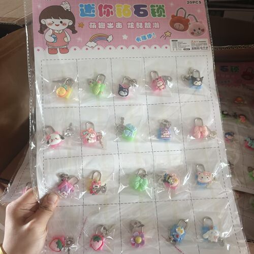 树脂情侣手工钥匙扣卡套