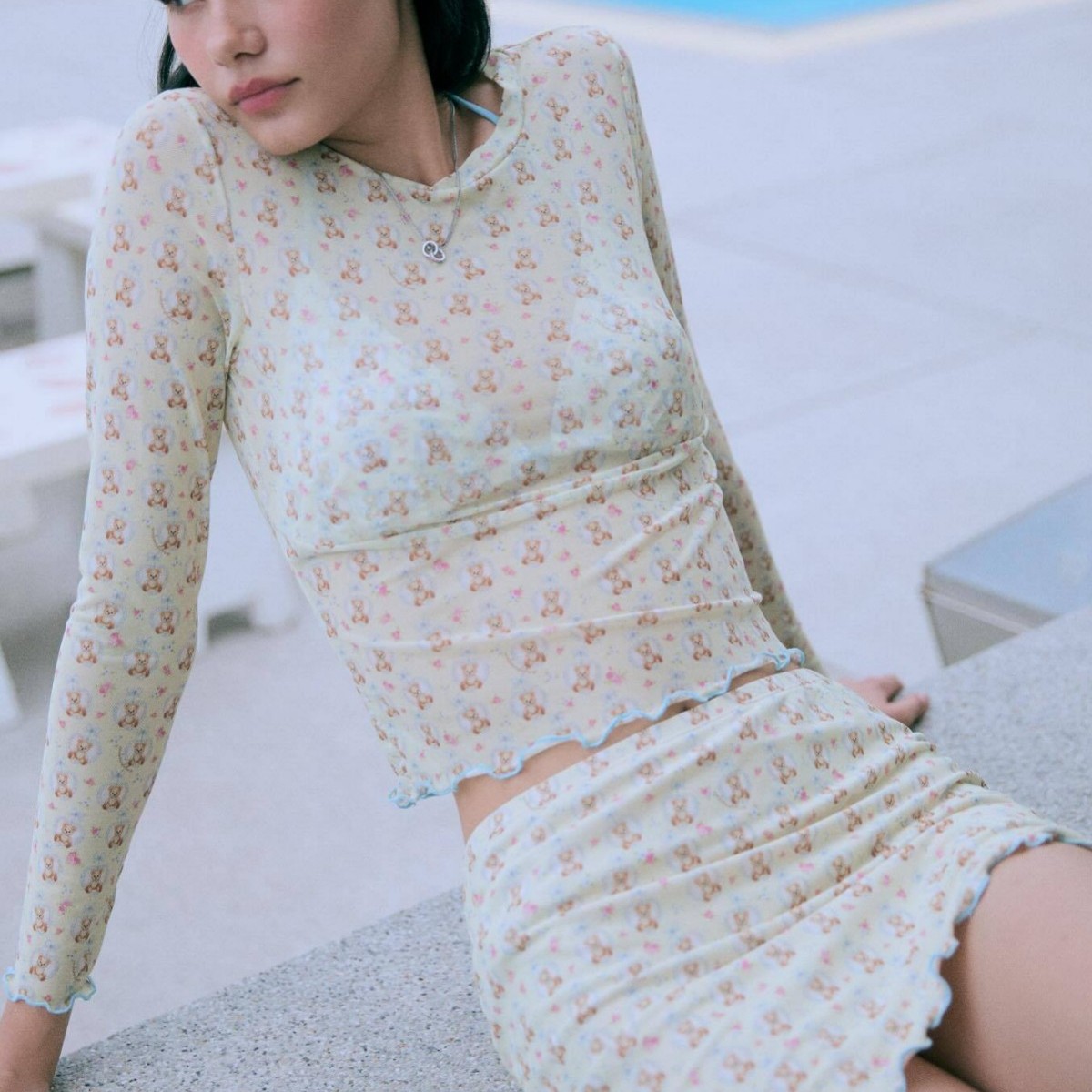 韩系甜美小众碎花海边比基尼罩衫四件套学生度假风长袖防晒泳衣