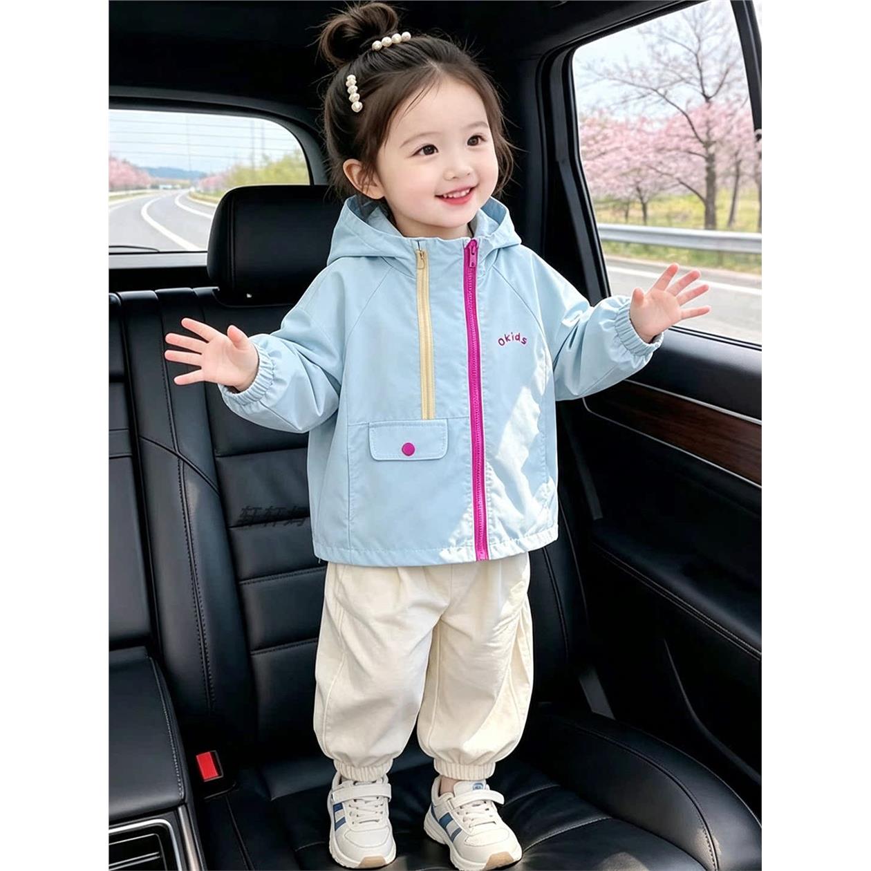 女宝冲锋衣外套2026新款春秋季儿童小女孩撞色拉链衫夹克百搭风衣