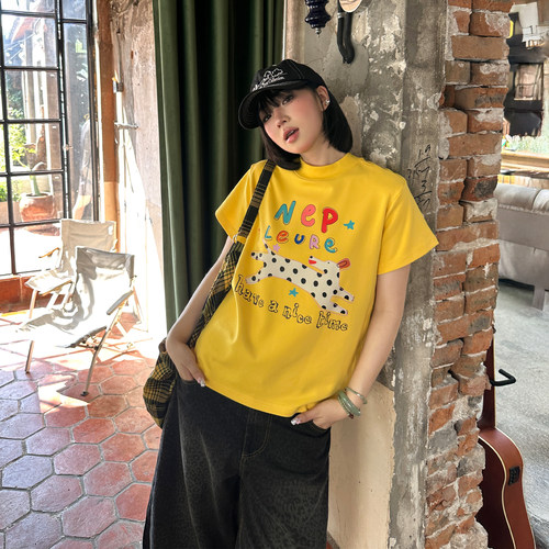 美式卡通印花黄色小高领t恤女