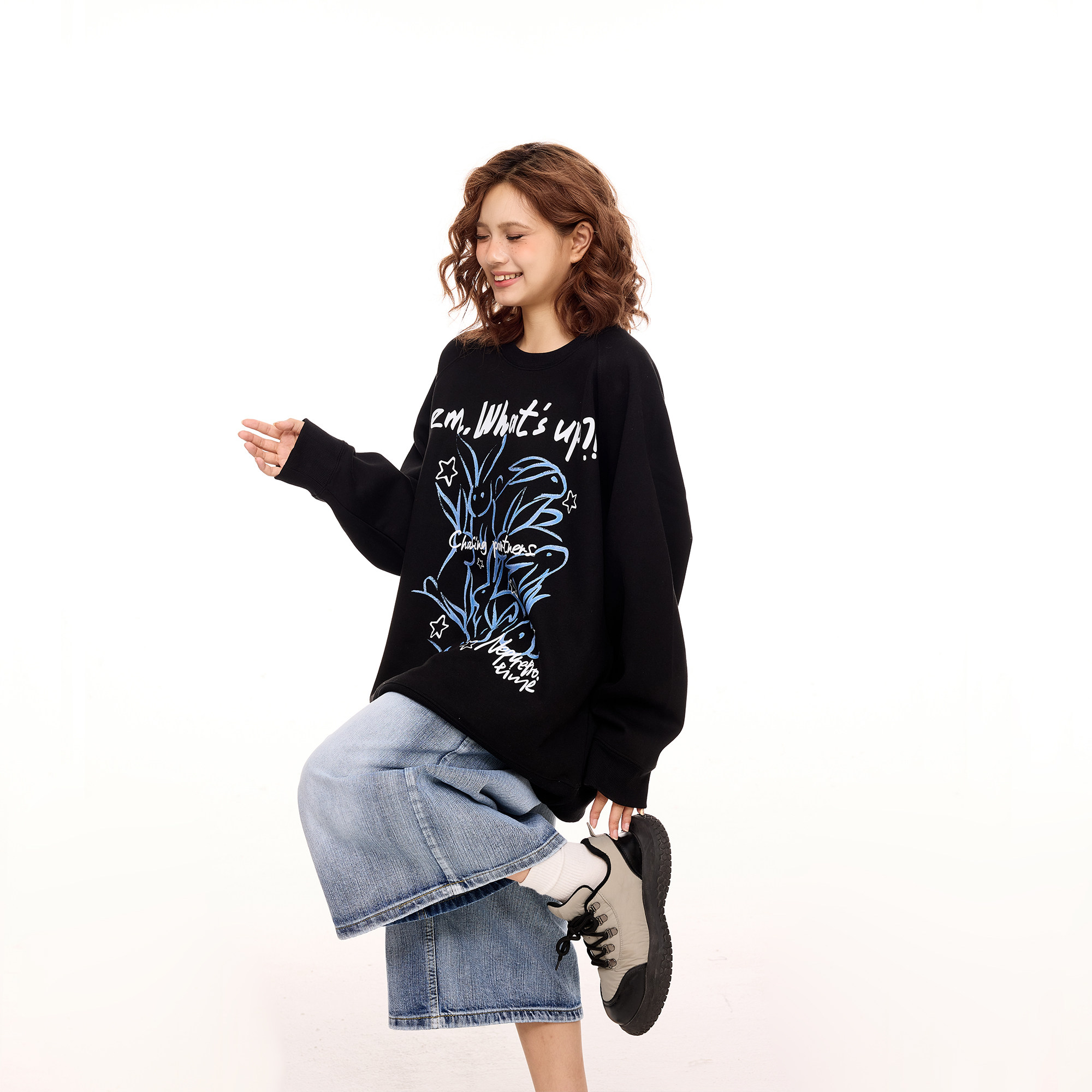 美式复古兔子印花圆领黑色卫衣女春秋2025新款早秋宽松情侣上衣潮