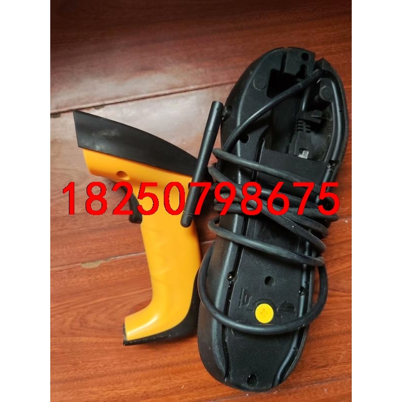 驰腾CT3060无线扫描枪高精度工业级3mil带底座细小条码议价