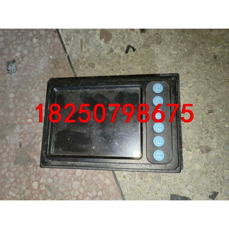 RFG505A-T2  UT 工程机械监控屏议价