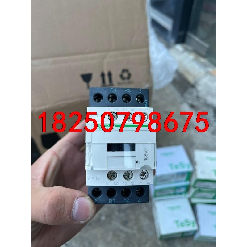 施耐德LC1D098BDC  四极直流接触器议价