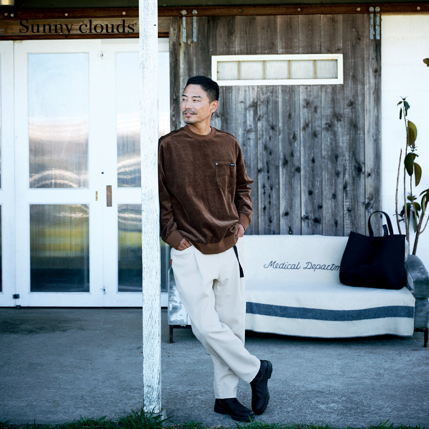 男式棉混落肩弹力灯芯绒卫衣摩卡