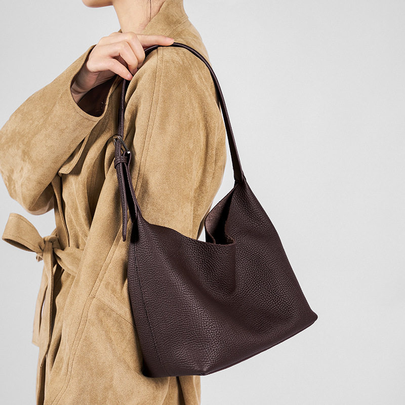 头层牛皮菜篮子包女士小众腋下单肩包大容量通勤真皮斜挎水桶包包