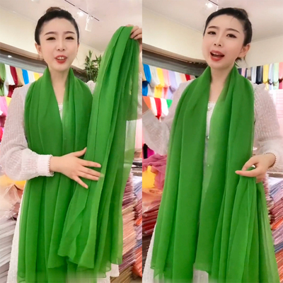 丝巾鳄鱼时尚洋气中年妈妈跳舞