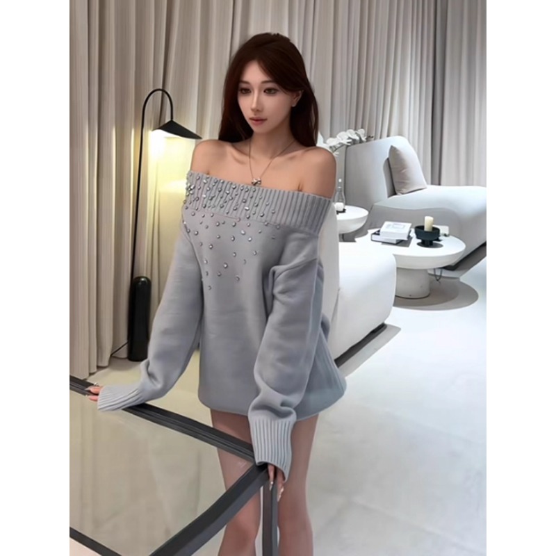 法式重工亮钻一字肩蓝色毛衣女秋