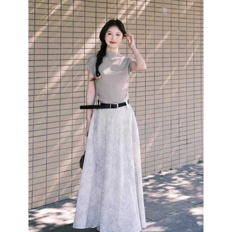 法式半高领冰丝针织短袖T恤女夏季超好看独特漂亮修身小飞袖上衣