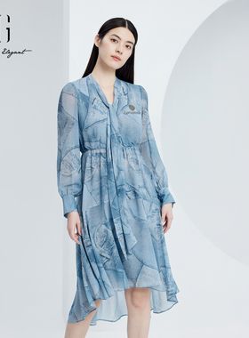 XG雪歌2024秋季新款波西米亚度假风飘逸长袖连衣裙女XJ304010B397