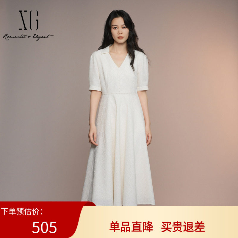 XG雪歌肌理感气质V领连衣裙女2025夏新款中长小白裙XK204060A191
