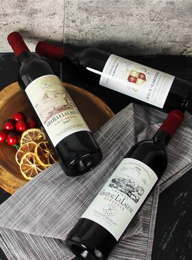 酒柜装饰品样板间彷真红