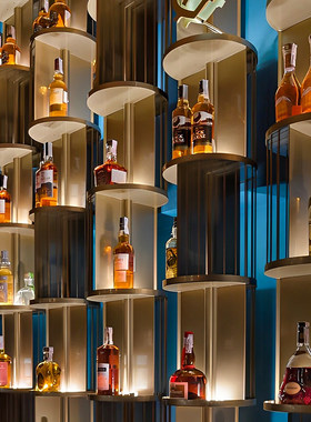 高档洋酒威士忌酒吧现代道具摆设软装饰品样板房间餐厅仿真白兰地