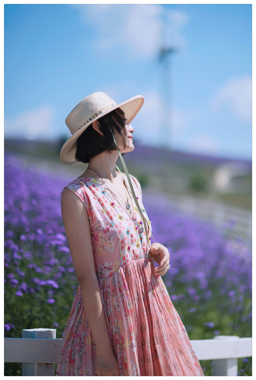 vrisa独家【慵懒的一天】22点.印度手工刺绣串珠坎肩v领夏连衣裙