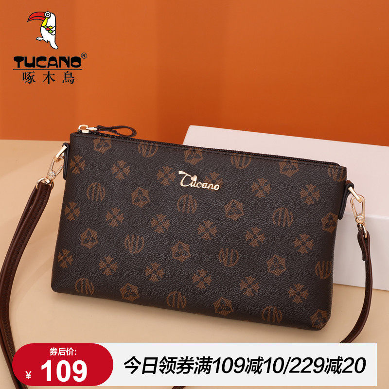 啄木鸟包包女秋2021新款时尚斜挎小包中年妈妈大容量手拿零钱包潮