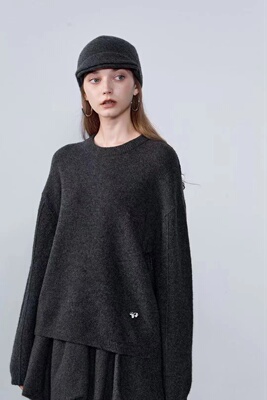 CJZP设计师品牌2025秋冬新款时尚百搭圆领山羊绒针织衫女