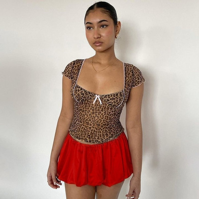 2024冬季新品甜美俏皮松紧腰露脐缩褶设计露腿短款蓬蓬半身裙女