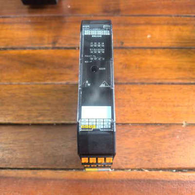 现货促销全新原装无包装B+W必威BWU3549成色非常漂亮实物照片