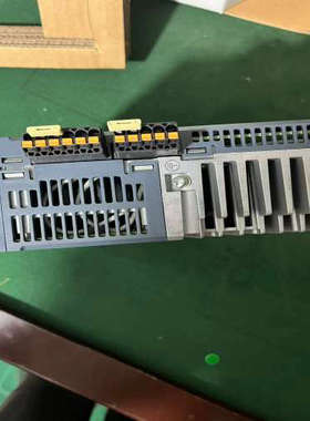 【议价】全新原包装埃斯顿驱动: ED3C-08AEA 750w 1k