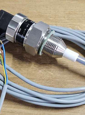 Dine1 CLM-36N-12-G-I E200 +85℃ 感测器 全新原装现货议价