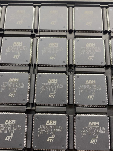 STM32F439IIT6 IGT6 VIT6 ZIT6 NIH6 BIT6 全新意法单片机 特价