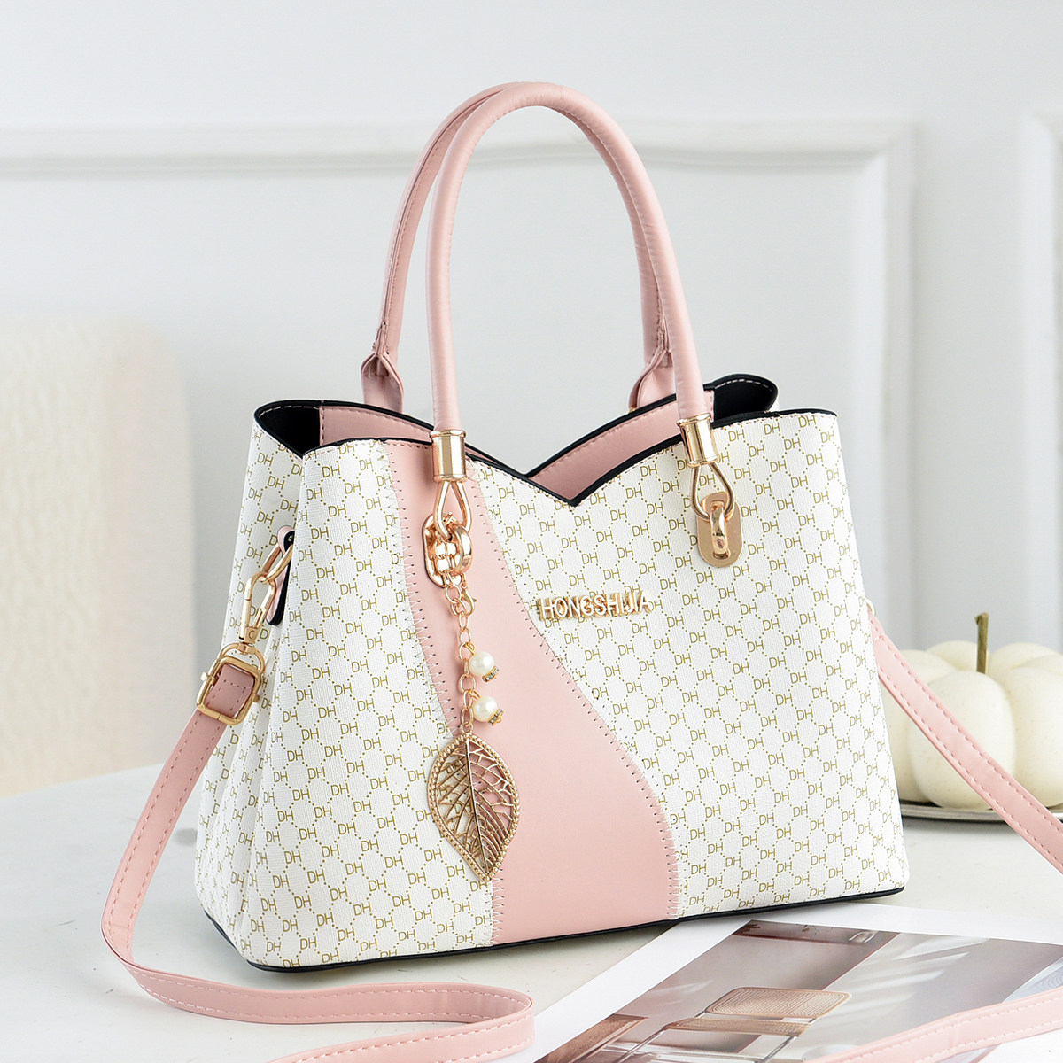 女包2025新款潮时尚百搭韩版大容量印花女士单肩斜挎手提包大包包