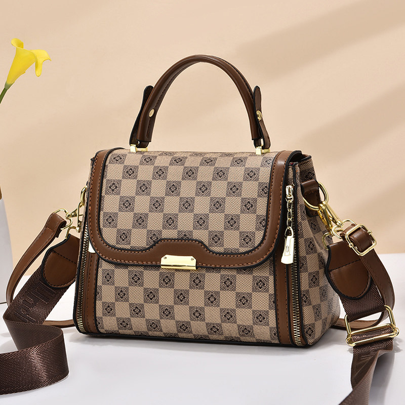 欧美轻奢小方包时尚百搭斜挎女包