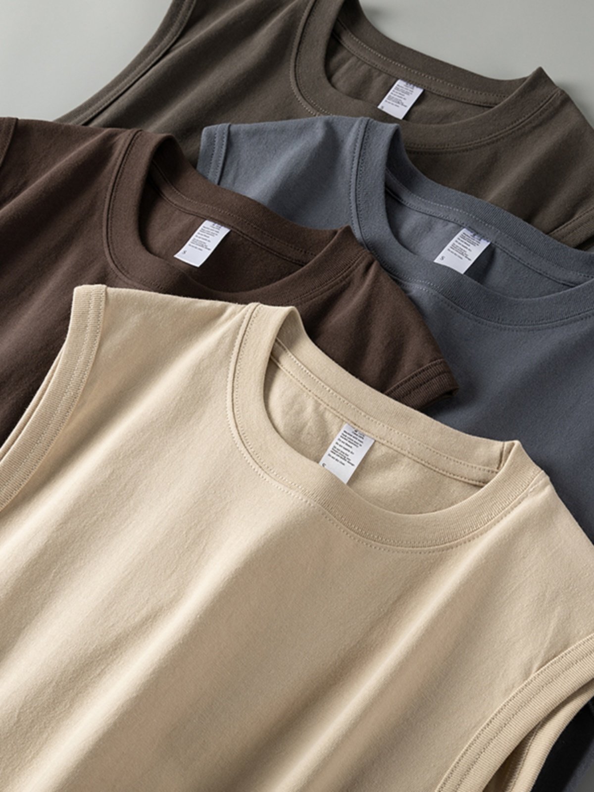 여름 무거운 솔리드 컬러 와이드 어깨 조끼 순수 코튼 통기성 양복 조끼 느슨한 스포츠 피트니스 캐주얼 민소매 티셔츠 남성과 여성을위한