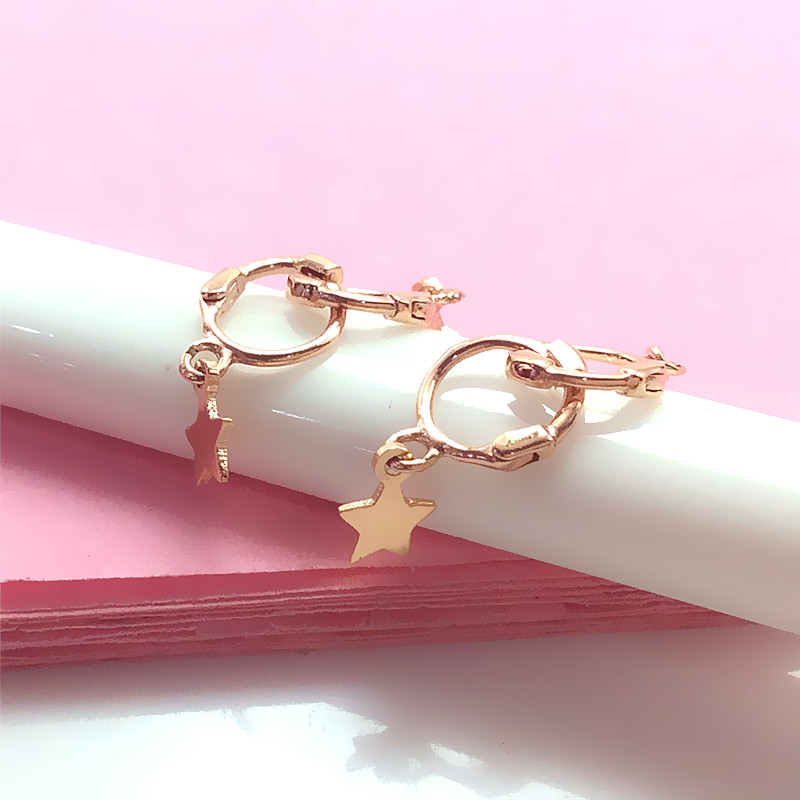 14K玫瑰金坠星星耳骨扣