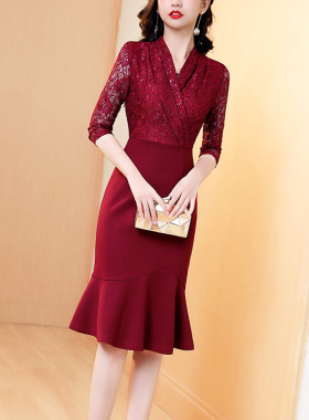 红色蕾丝连衣裙女2026春夏新款婚礼宴会礼服修身针织包臀鱼尾裙