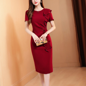 酒红色礼服裙宴会女气质连衣裙2025年夏装新款喜婆婆婚宴装包臀裙