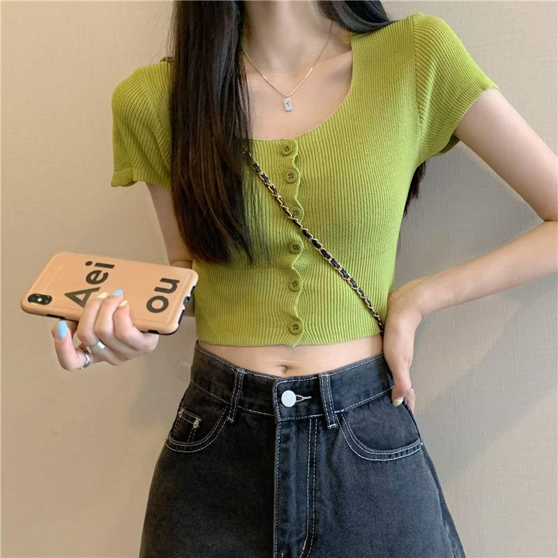 牛油果绿针织短袖上衣女多巴胺纯欲辣妹短款露肚脐方领小个子T恤