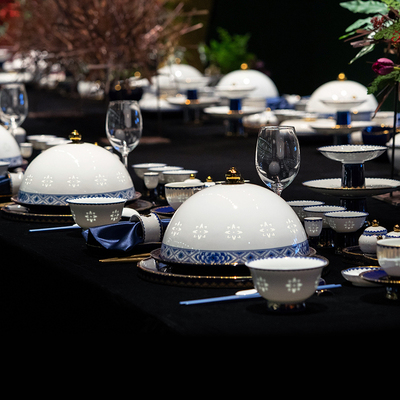 玉柏会发光的玲珑瓷餐具套装