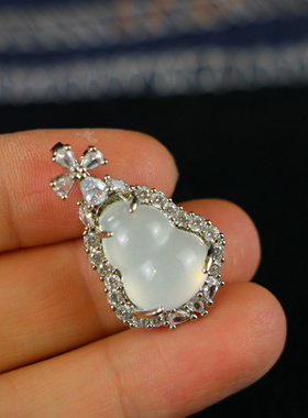 缅甸翡翠色冰糯种紫罗兰玉葫芦吊坠镶嵌浅紫色葫芦蛋面玉挂件女款