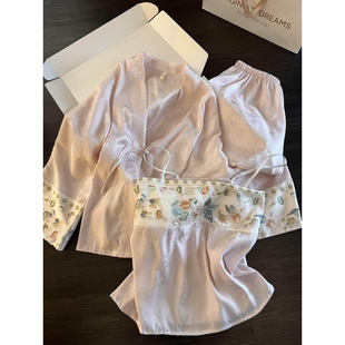 女士纯欲轻奢缎面冰丝睡衣女春秋款2026年新款宽松大码居家三件套