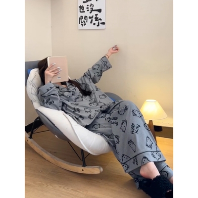 Hellokitty加厚德绒睡衣冬季女款2025新款宽松舒适大码家居服套装