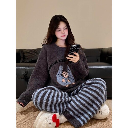 少女可爱风猫咪印花半边绒睡衣女