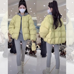 方块格子软糯泡芙圆领短款羽绒服女冬季新款小个子休闲白鸭绒外套