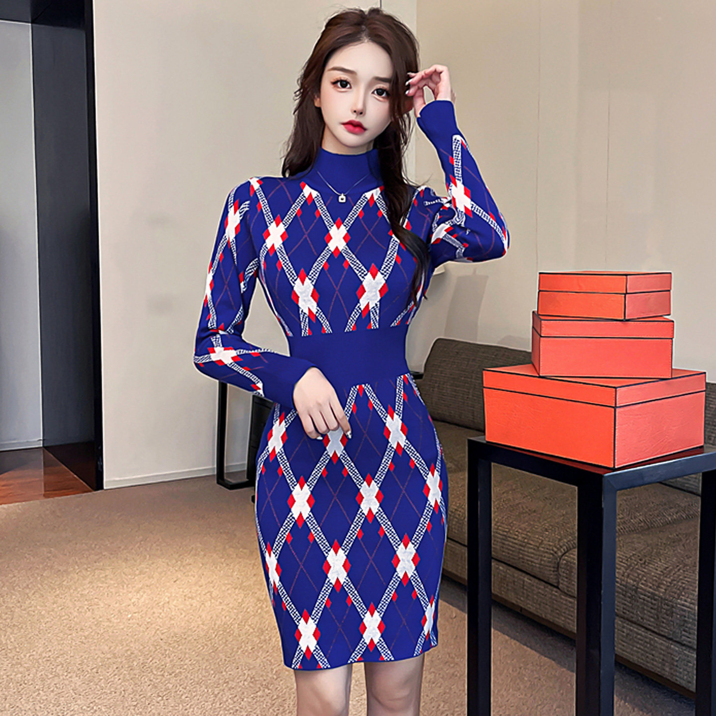 针织连衣裙女秋冬季半高领菱格显瘦配大衣的内搭中长款毛衣打底裙