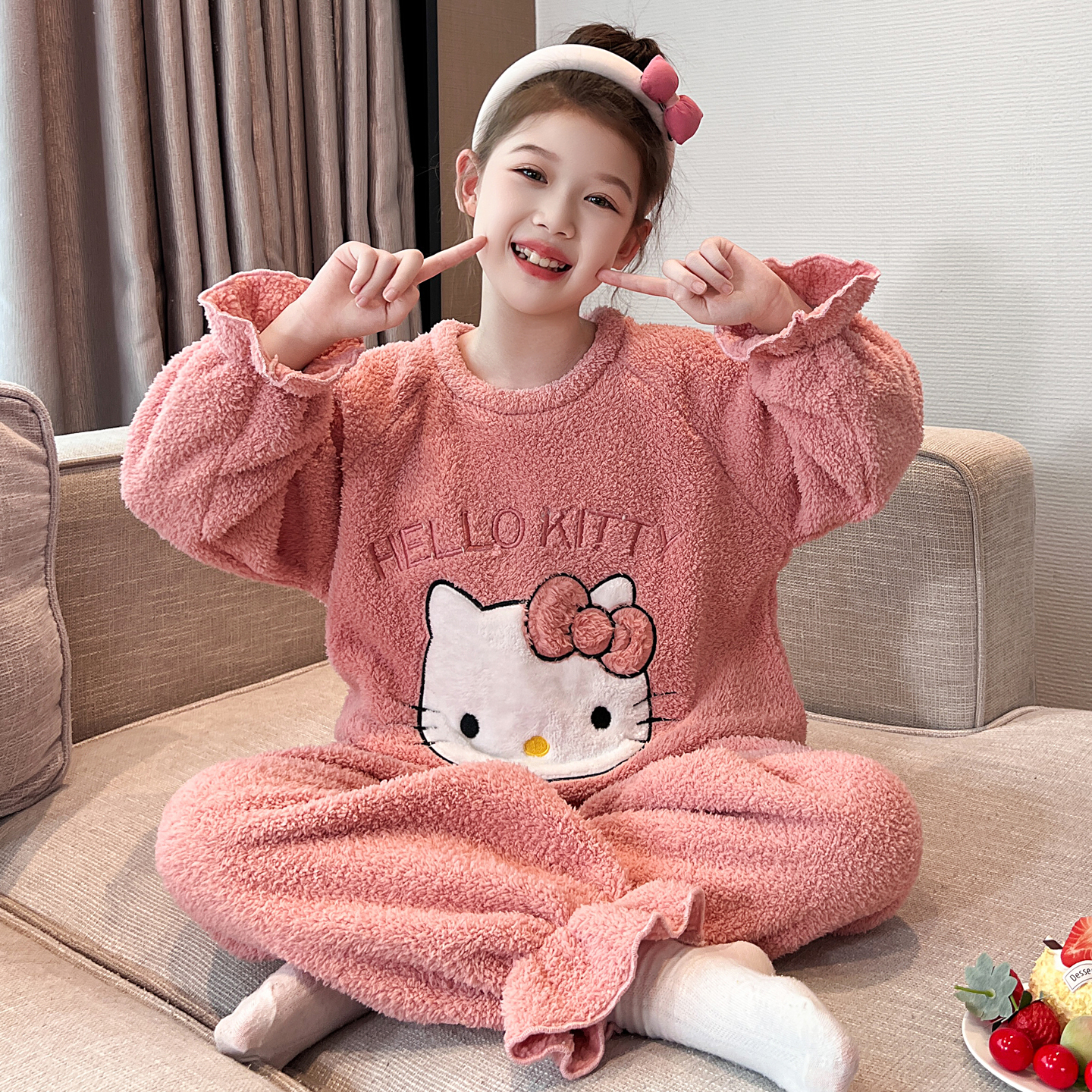 hellokitty珊瑚绒睡衣女童秋冬季加厚保暖法兰绒儿童中大童家居服