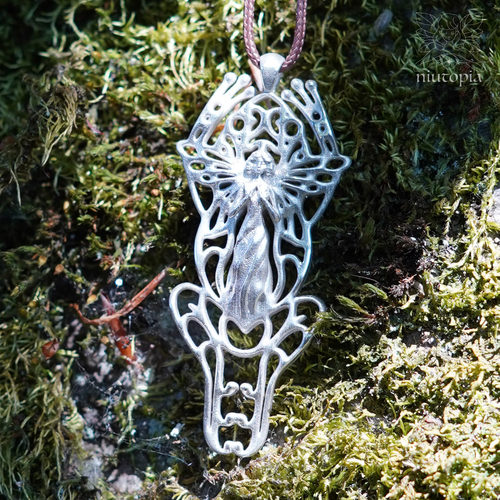 设计师原创纯银项链吊坠，精灵系列，精灵与青蛙，魔幻风格