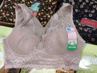 .4件100元 福利捡漏价一件30.二件55元 .三件75元