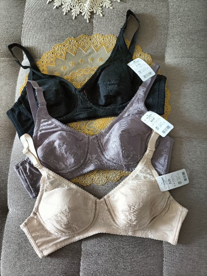 尺码全韩国订单四季薄款上托文胸纯色夹棉透气 无托舒适侧比加高