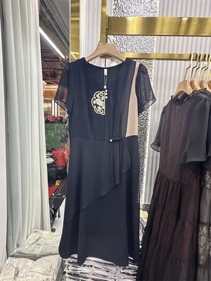 中年妈妈夏装雪纺连衣裙洋气2024新款中老年女夏季贵夫人气质裙子
