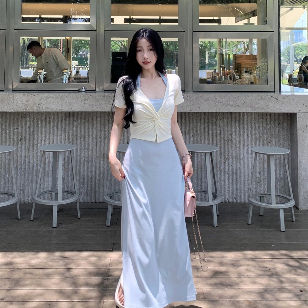 大码女装夏季韩版胖mm遮肚显瘦短袖扭结上衣挂脖吊带连衣裙两件套