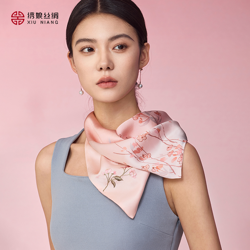 绣娘丝绸真丝丝巾女新款方巾妈妈款手工苏绣桑蚕丝高级感搭配礼盒