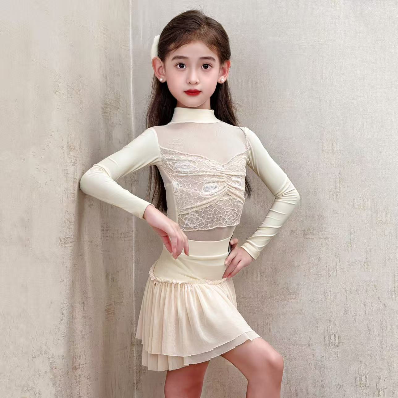 拉丁舞服装女童秋冬2025新款练功服儿童专业比赛演出服长袖舞蹈裙