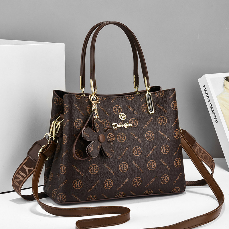 手提包女2024新款高级感大容量通勤女包妈妈包时尚托特单肩斜挎包,箱包皮具/热销女包/男包,通用款女包,淘宝优惠券,粉丝福利购,淘宝优惠卷